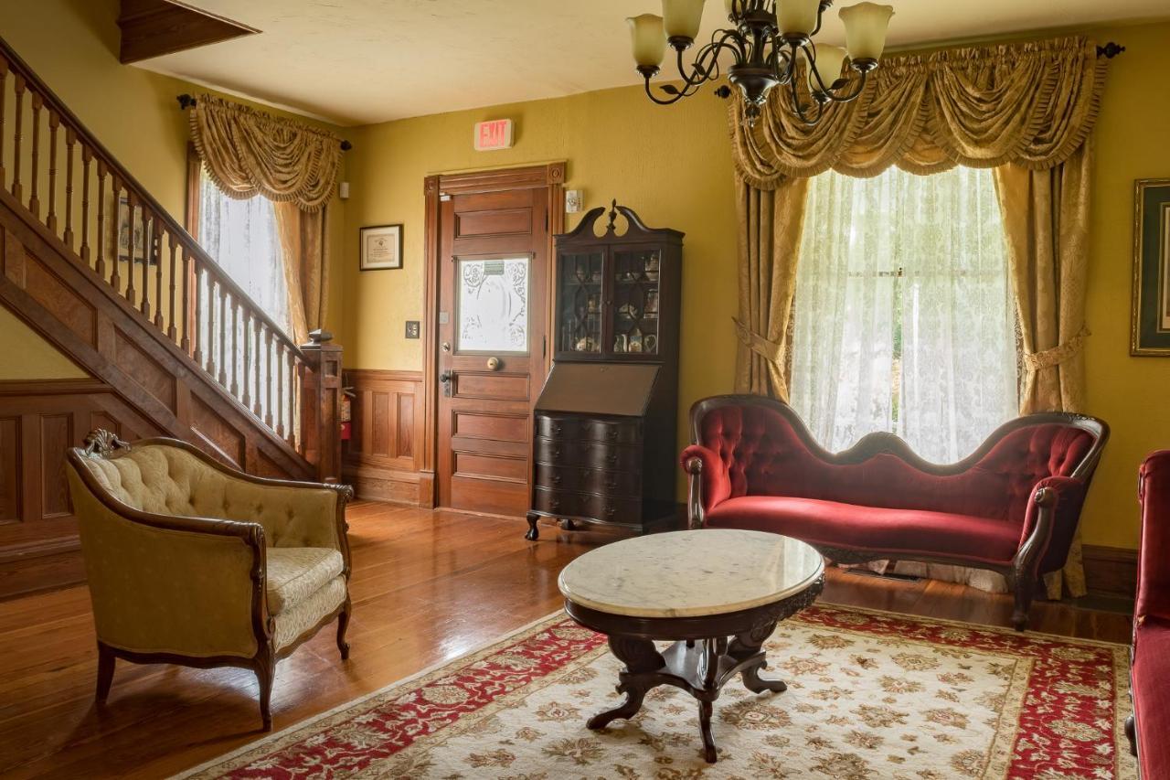 The Ann Stevens House Bed & Breakfast Cassadaga Exterior photo