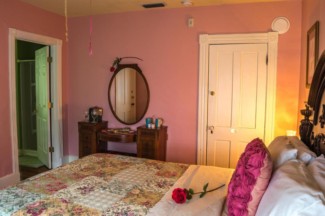 The Ann Stevens House Bed & Breakfast Cassadaga Exterior photo
