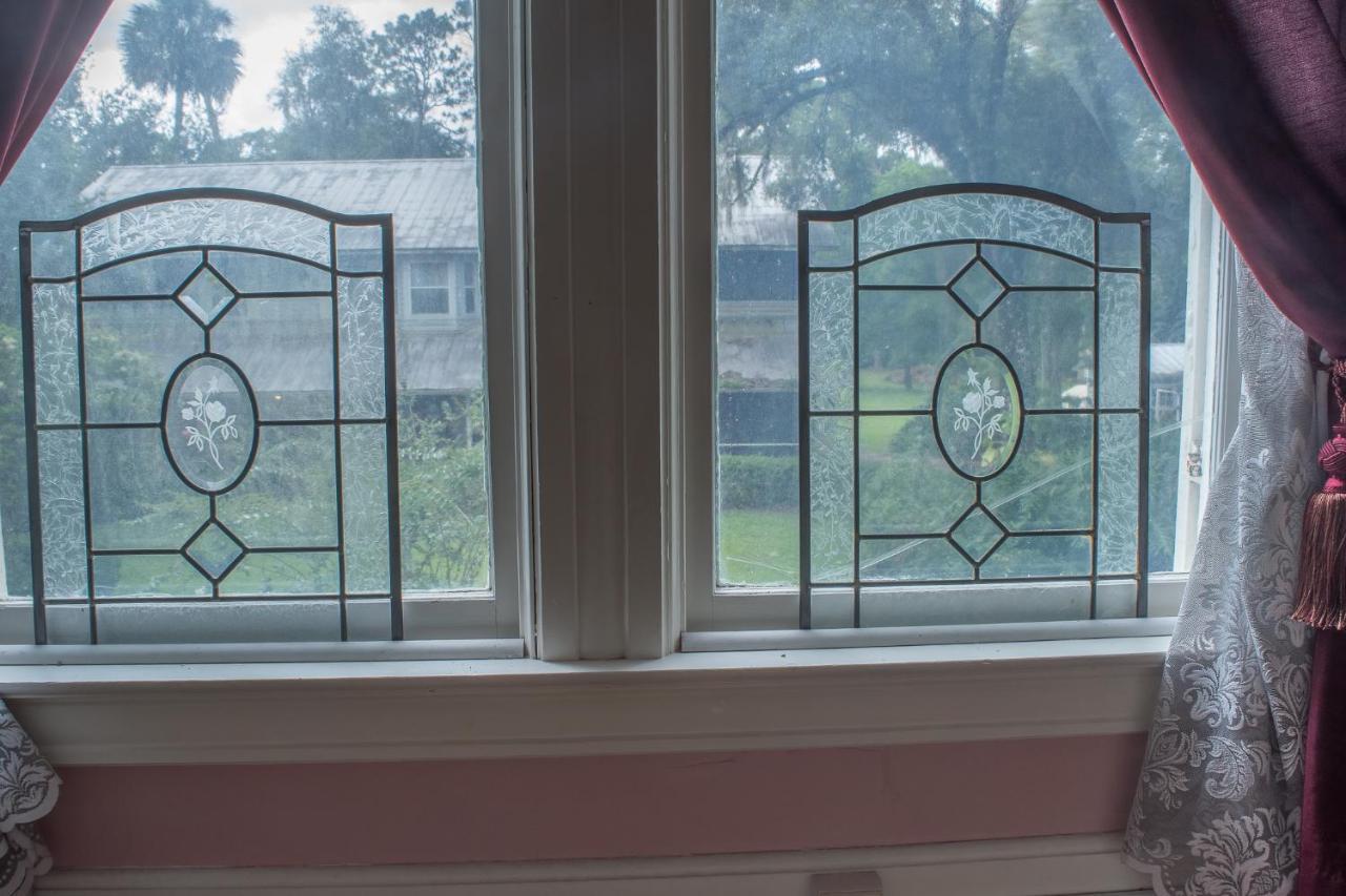The Ann Stevens House Bed & Breakfast Cassadaga Exterior photo