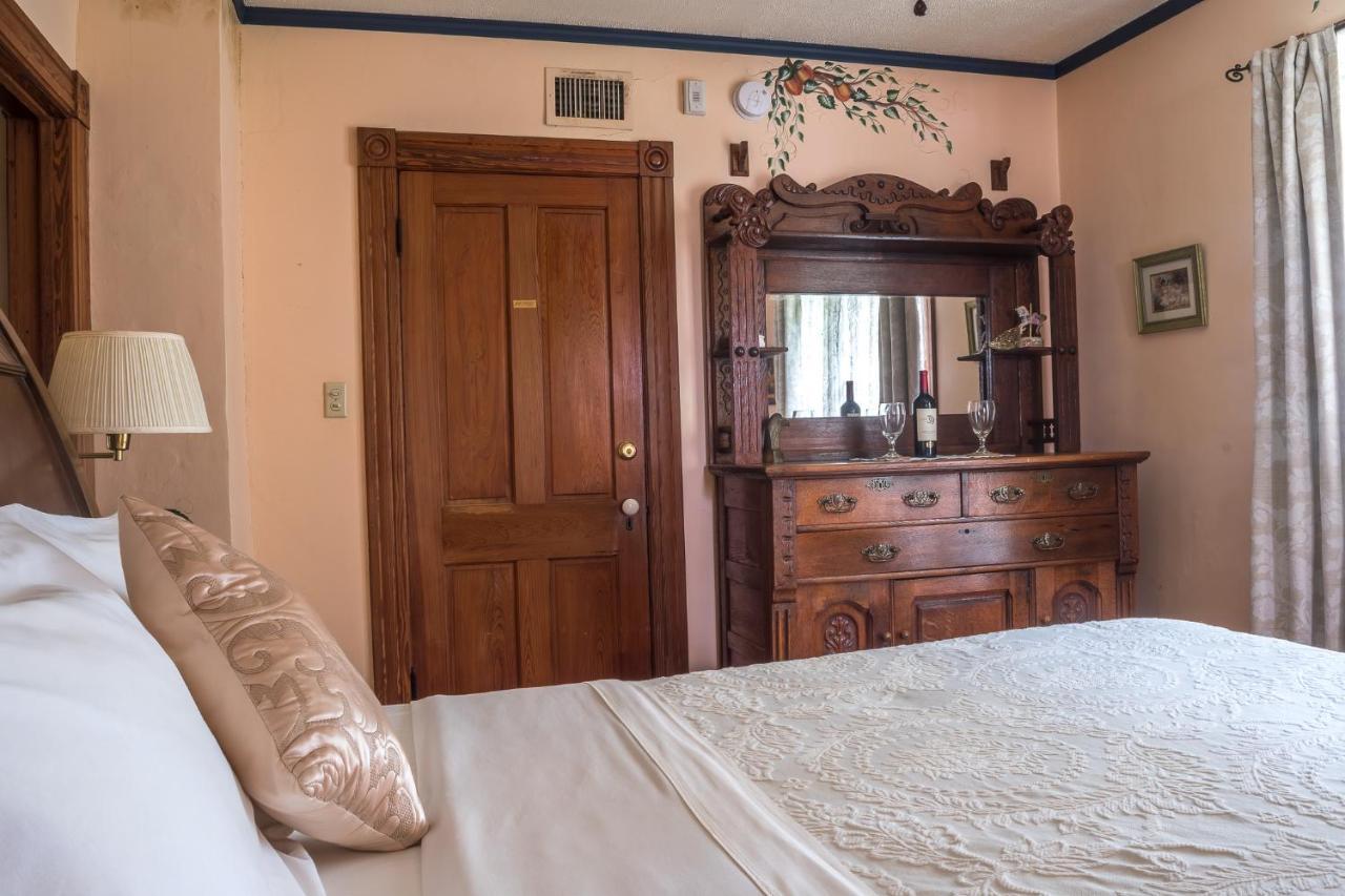 The Ann Stevens House Bed & Breakfast Cassadaga Exterior photo