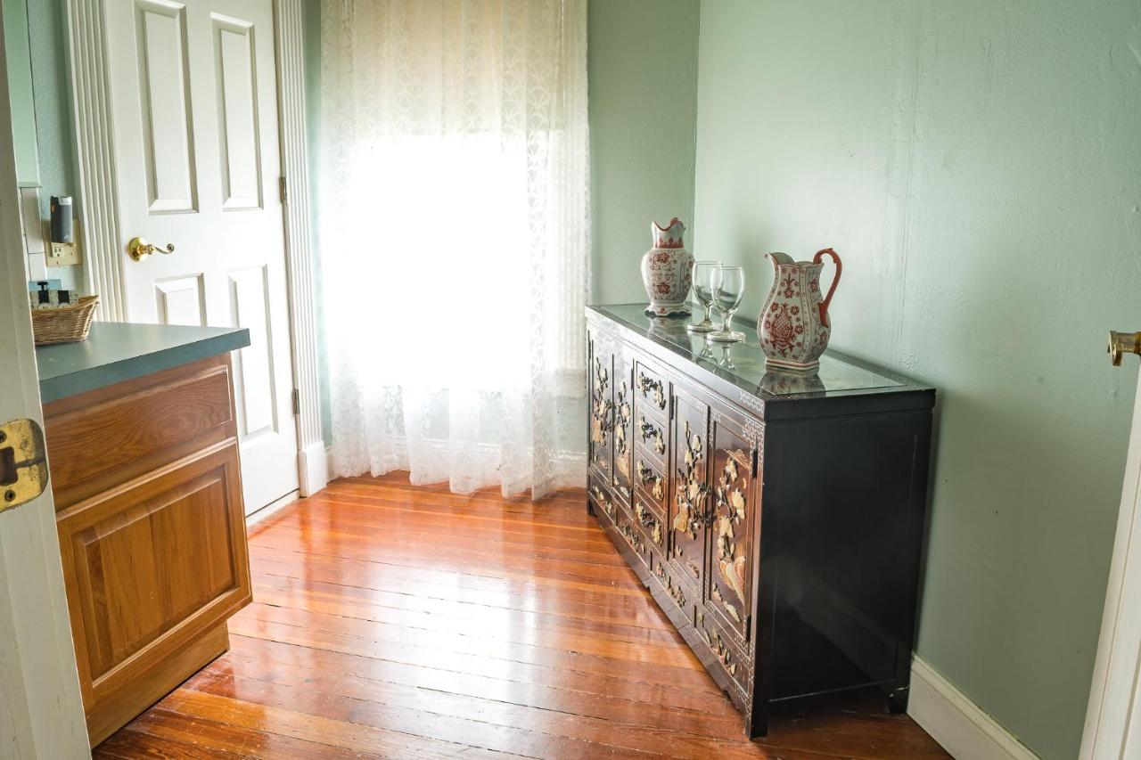 The Ann Stevens House Bed & Breakfast Cassadaga Exterior photo